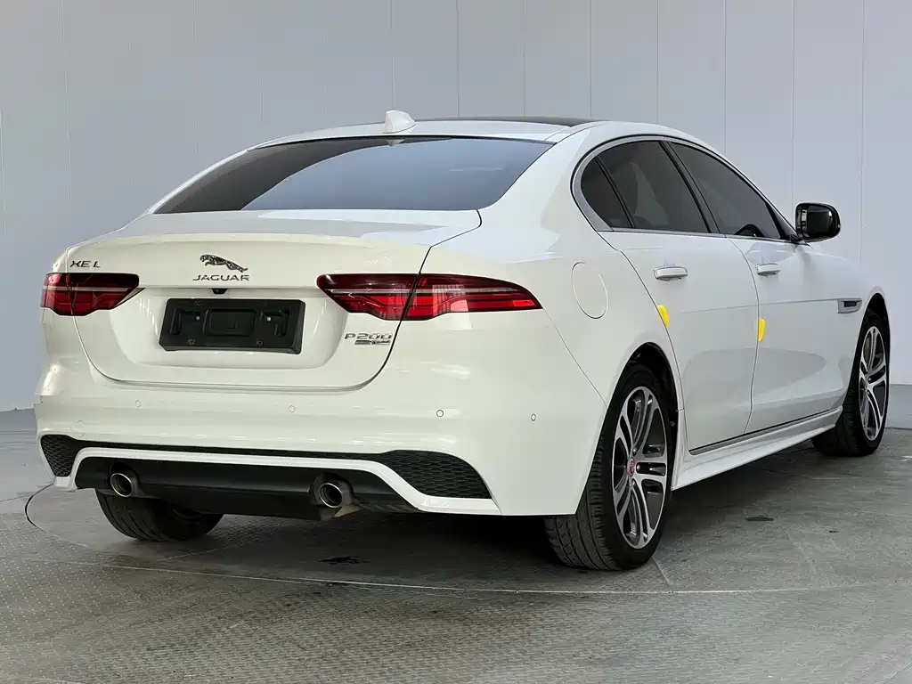 Jaguar XEL — миниатюра 23