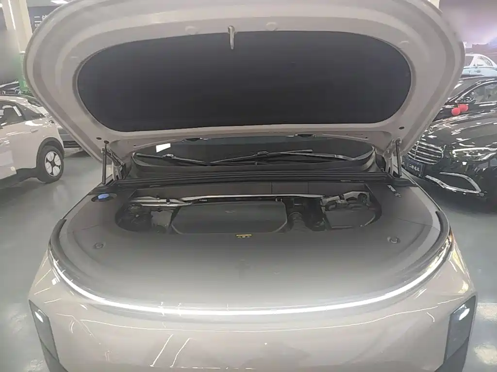 Li Auto Li L6 — миниатюра 20