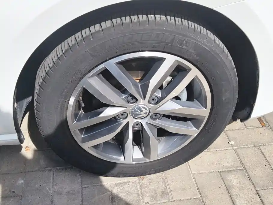 Volkswagen Golf — миниатюра 6