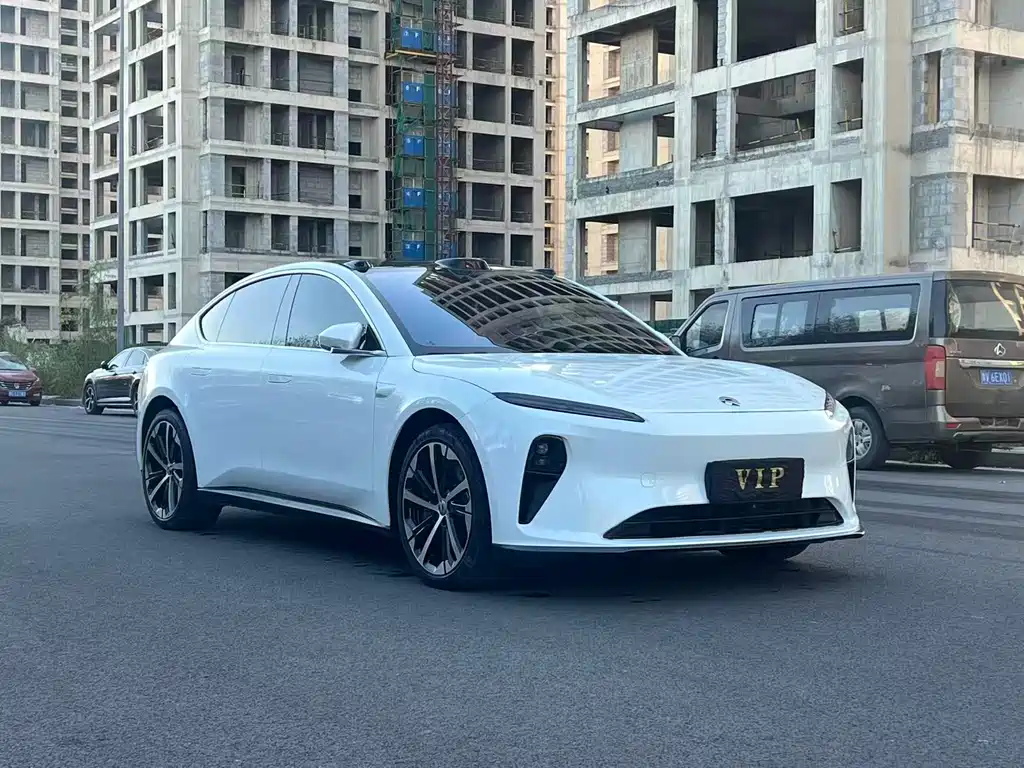 NIO NIO ET5