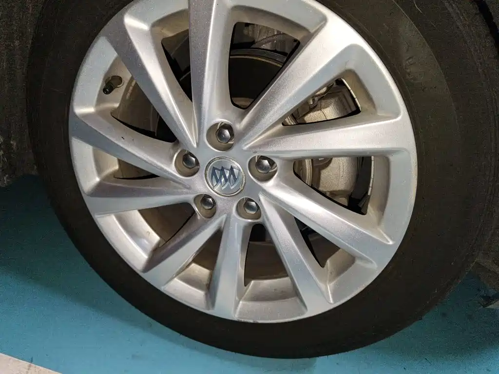 Buick Verano — миниатюра 25