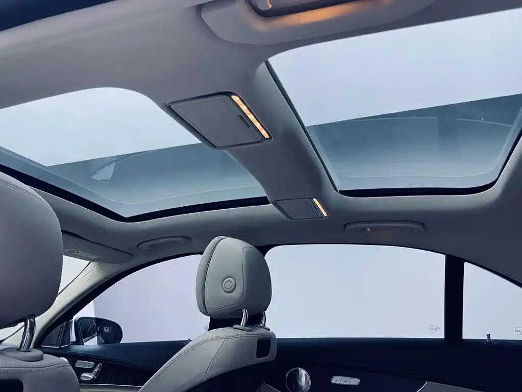 Mercedes-Benz C-Class — миниатюра 17
