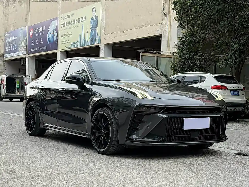 Lynk & Co 03 — миниатюра 3