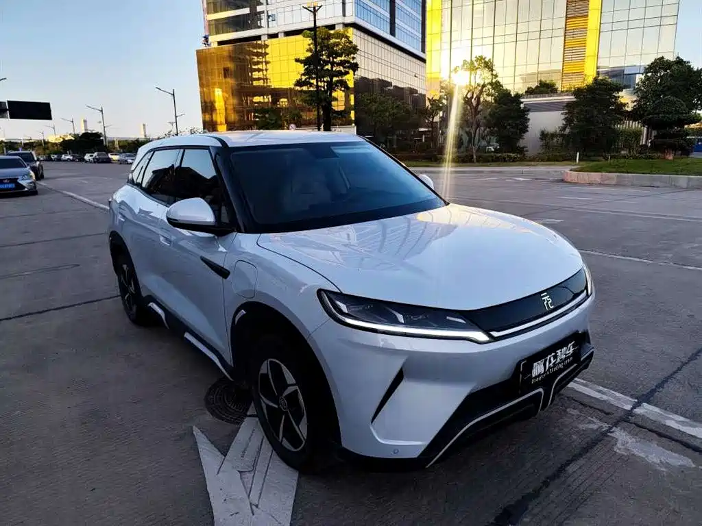 BYD Yuan UP — миниатюра 3