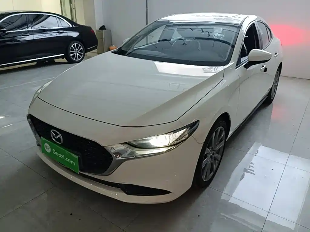 Mazda 3 Axela — миниатюра 2
