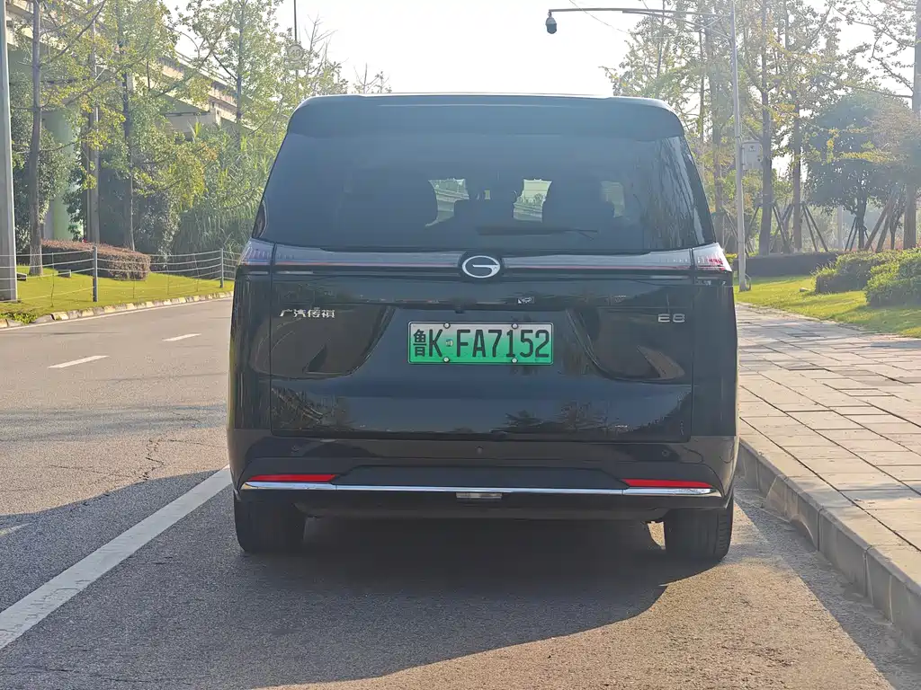GAC Motor Trumpchi E8 PHEV — миниатюра 4