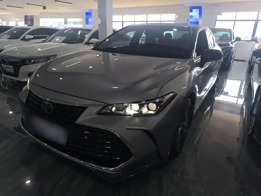 Toyota Avalon — миниатюра 2