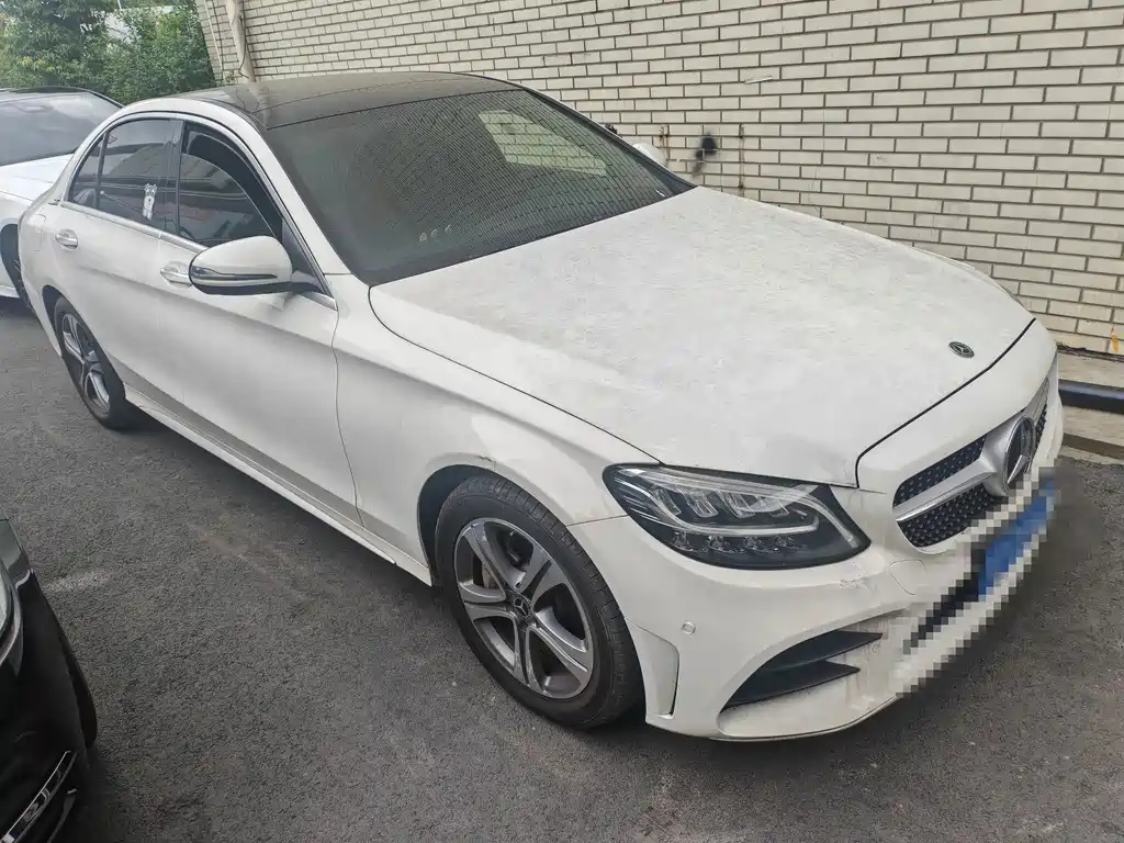 Mercedes-Benz C-Class — миниатюра 3