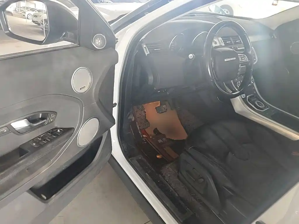 Land Rover Evoque (Import) — миниатюра 16