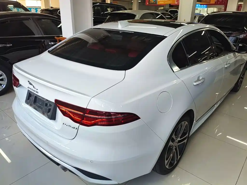 Jaguar XEL — миниатюра 7
