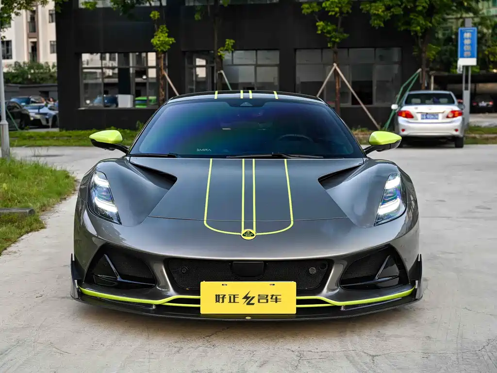 Lotus Emira — миниатюра 4