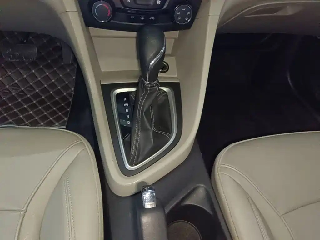 Buick Excelle — миниатюра 10