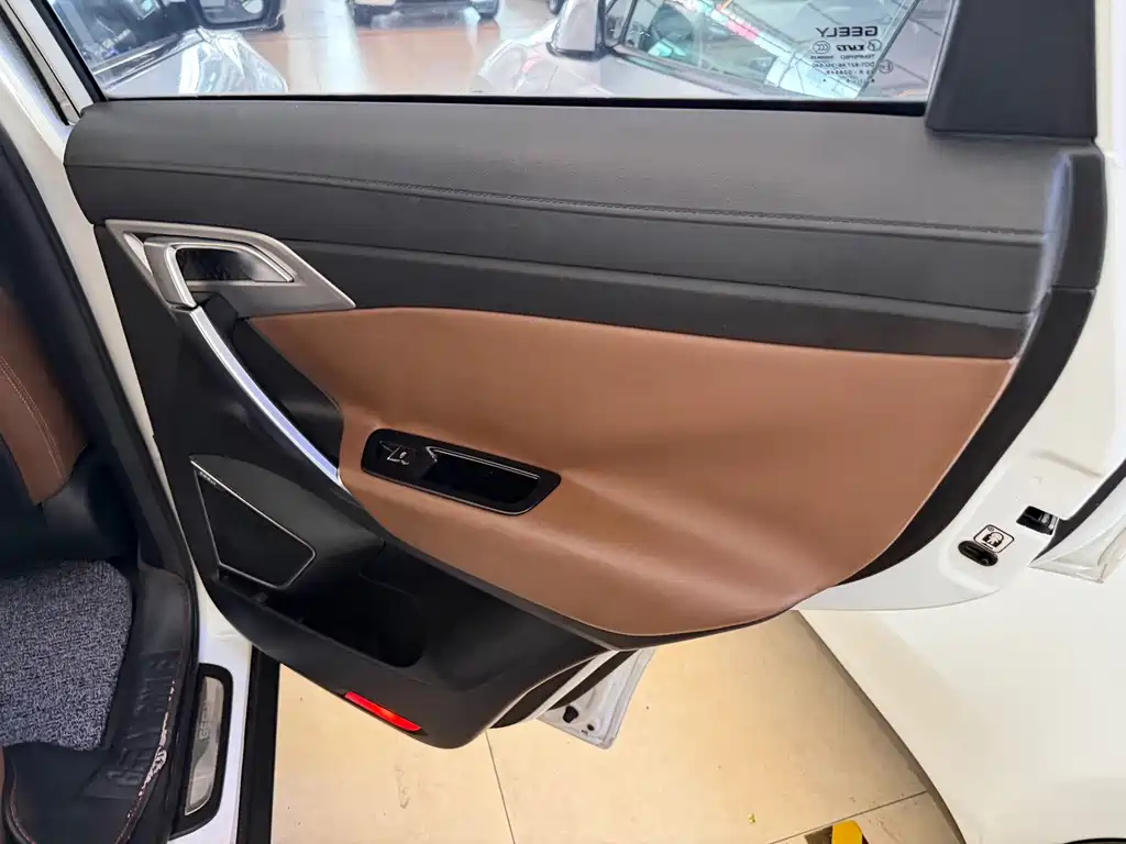 Geely Boyue — миниатюра 22