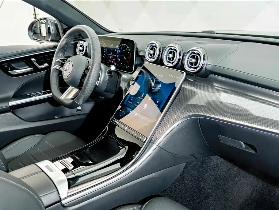 Mercedes-Benz C-Class — миниатюра 17