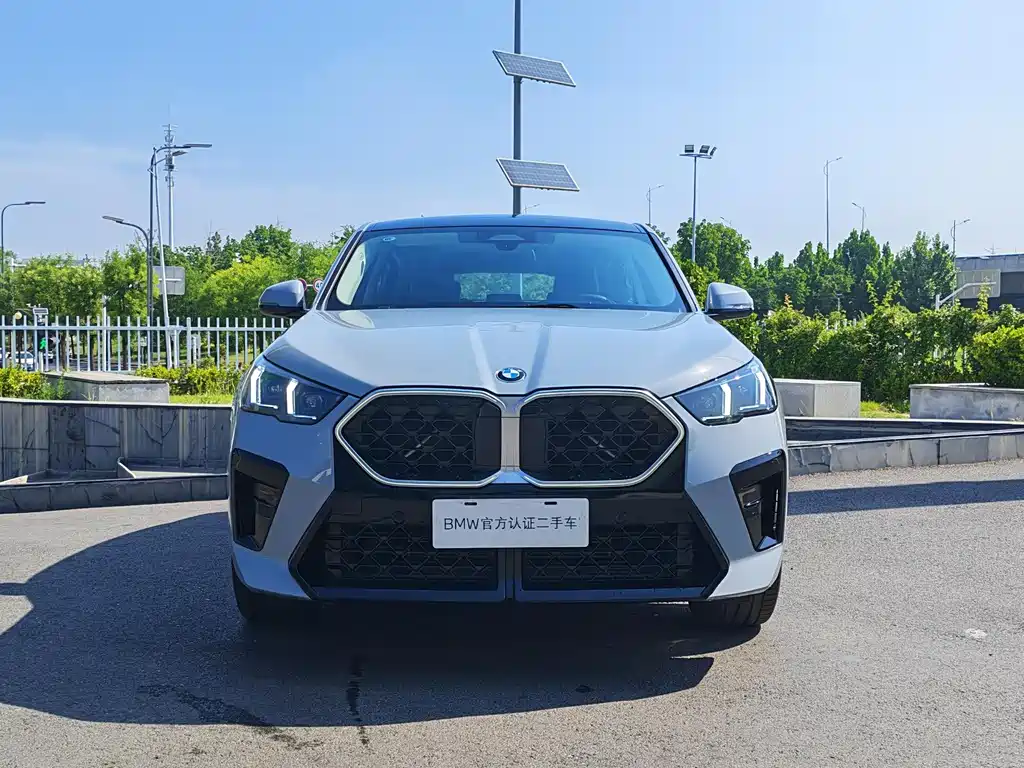 BMW X2 2023 sDrive 25i