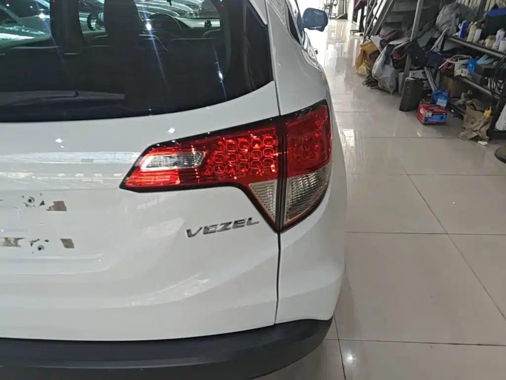 Honda Vezel — миниатюра 8