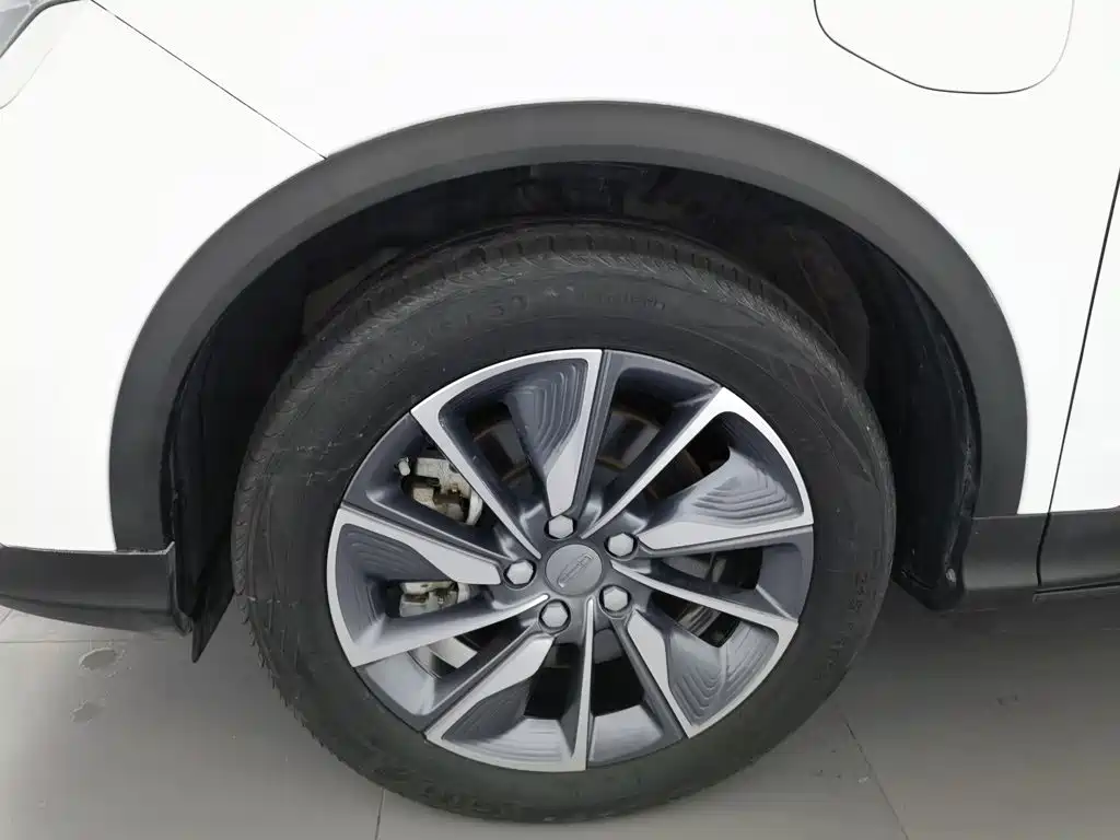 Geely Binyue NEV — миниатюра 17