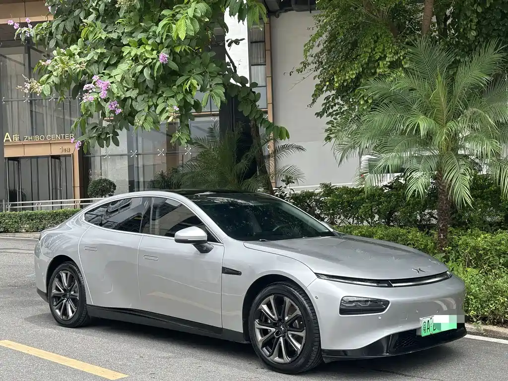 XPeng P7 — миниатюра 3