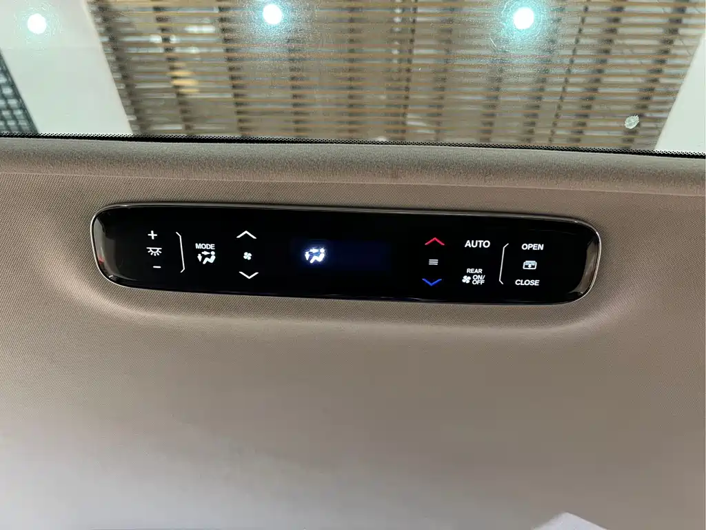 Honda Elysion — миниатюра 20