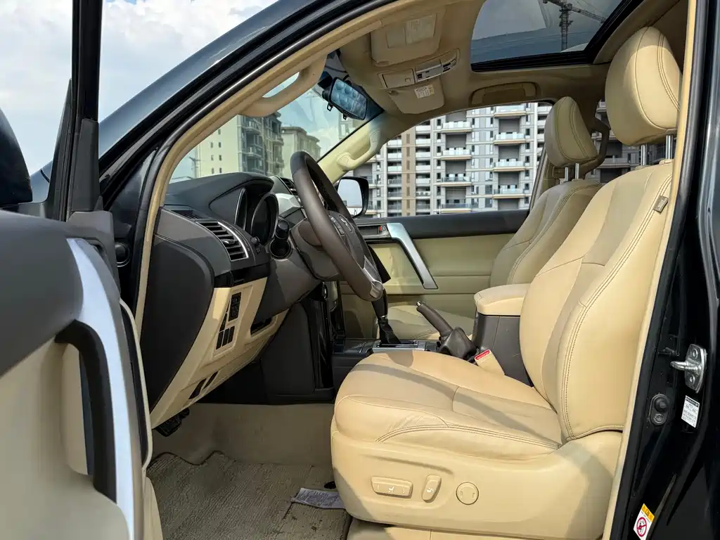 Toyota Prado — миниатюра 4