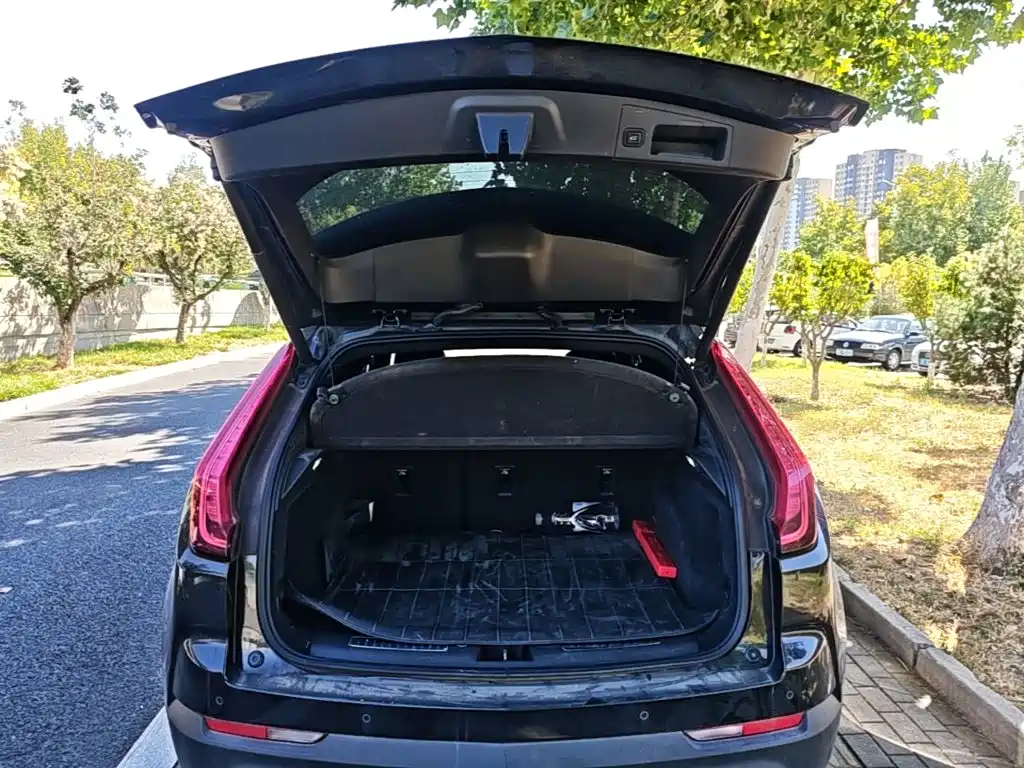 Cadillac XT4 — миниатюра 19
