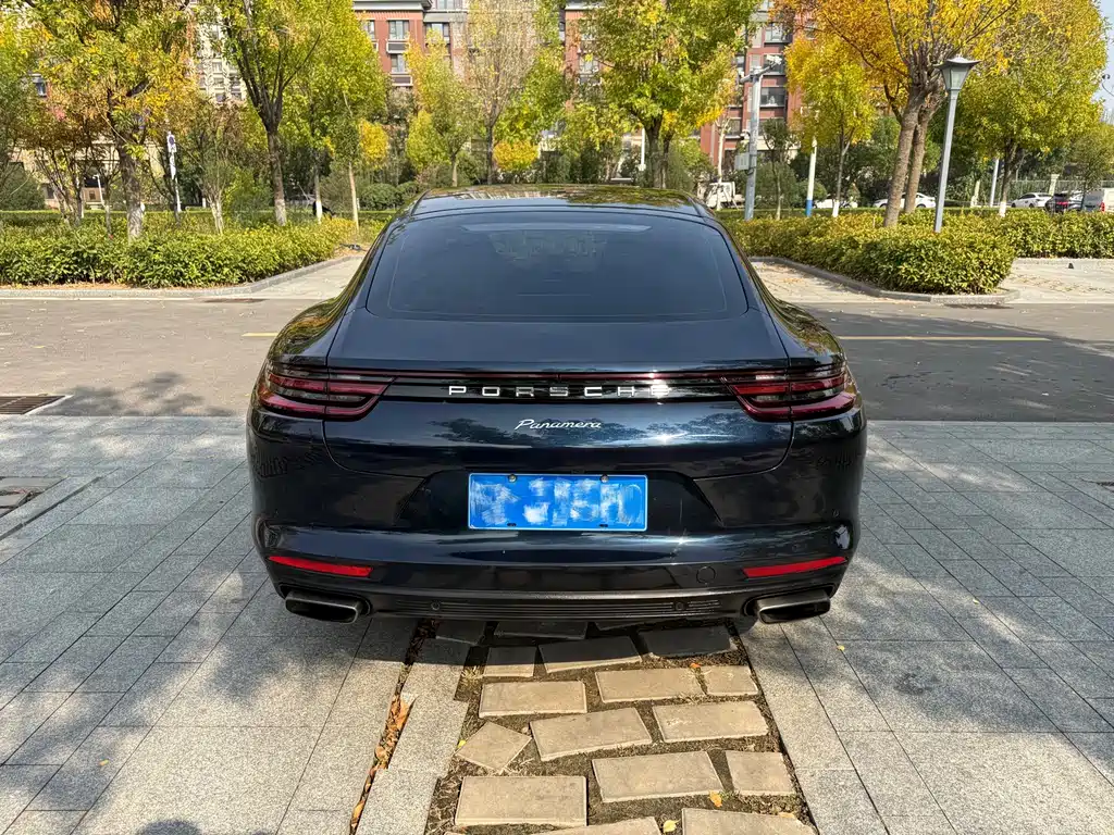 Porsche Panamera — миниатюра 5