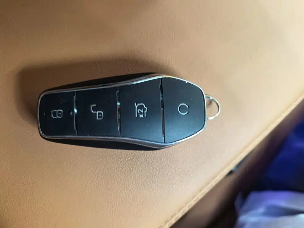 BYD Han L — миниатюра 9
