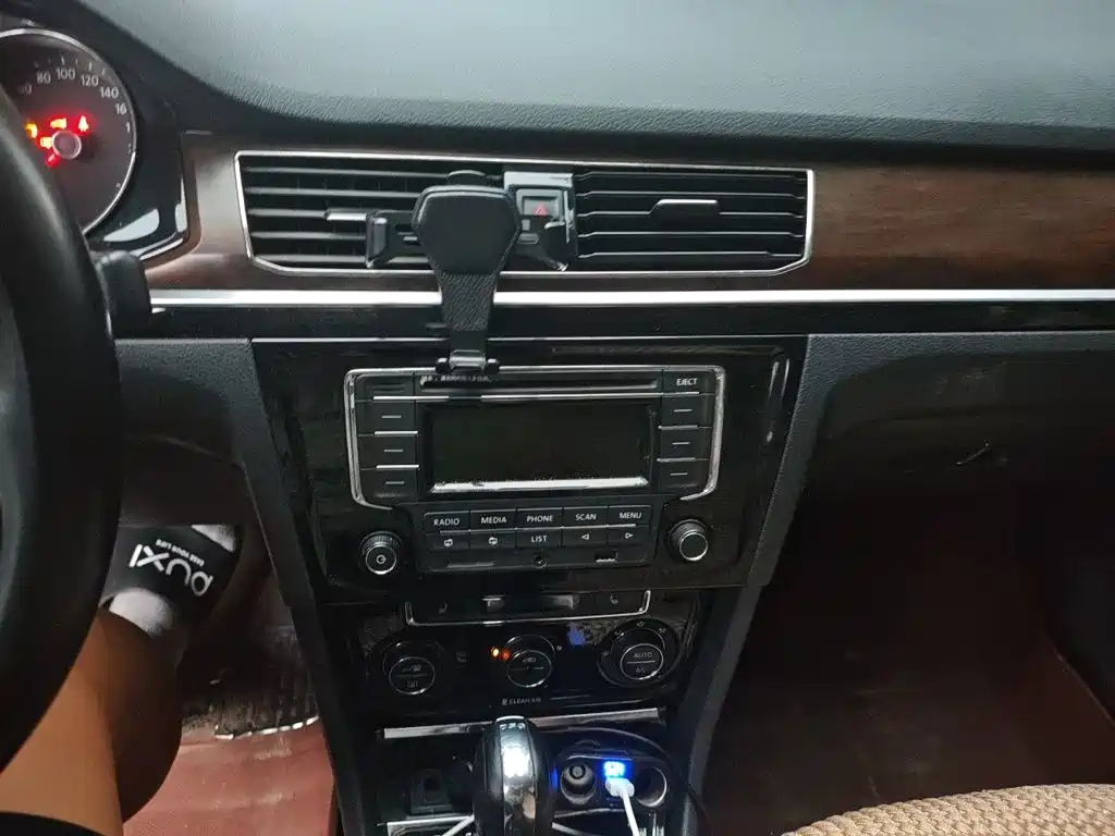 Volkswagen Bora — миниатюра 9