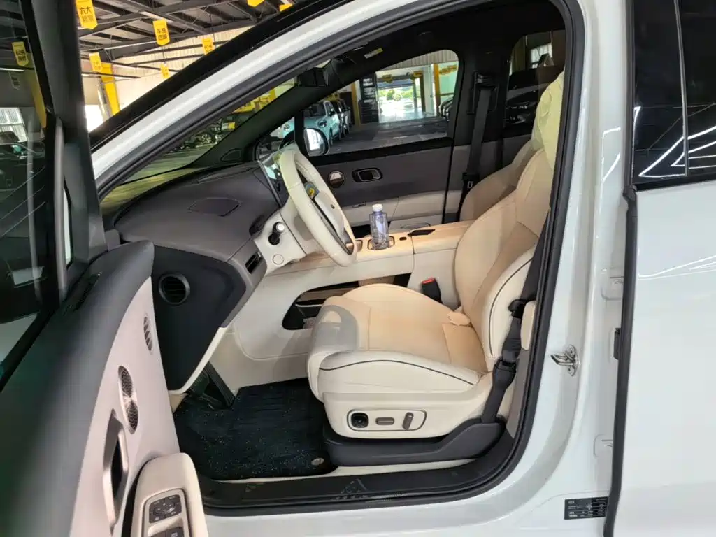 Li Auto Li i6 — миниатюра 15