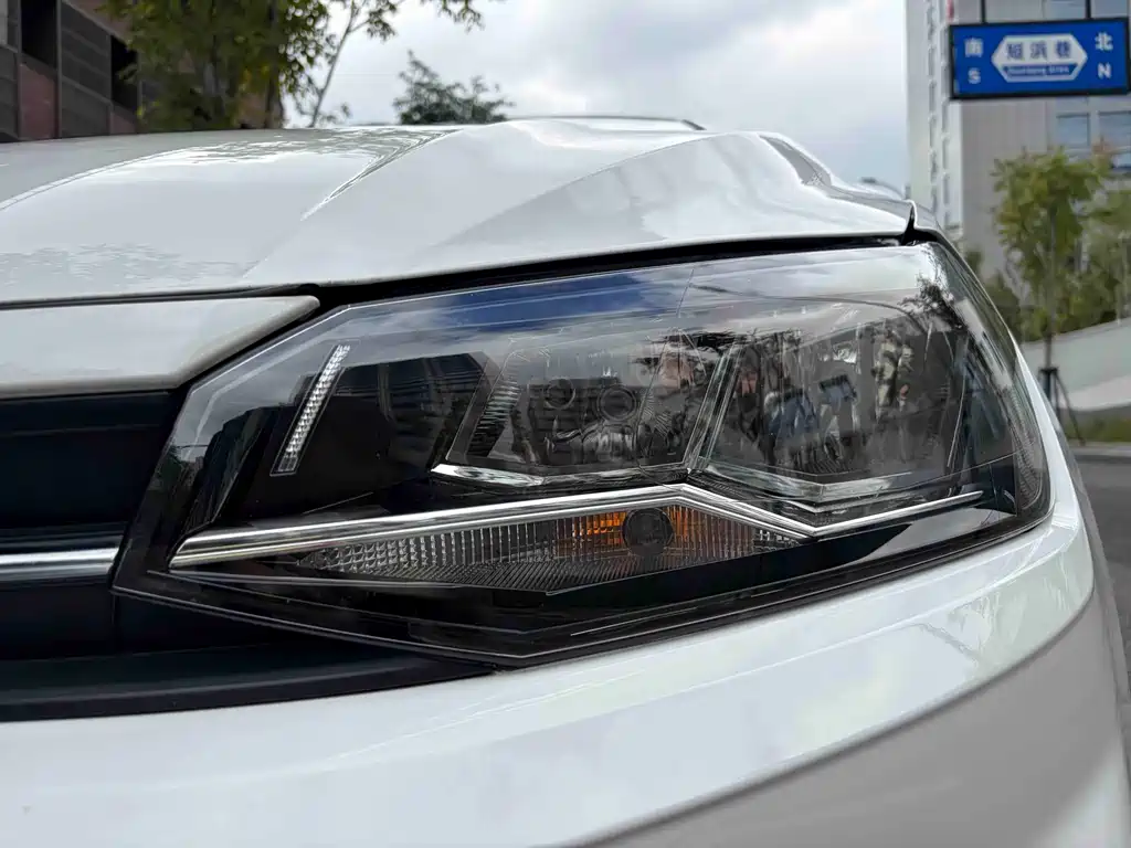 Volkswagen Polo — миниатюра 3