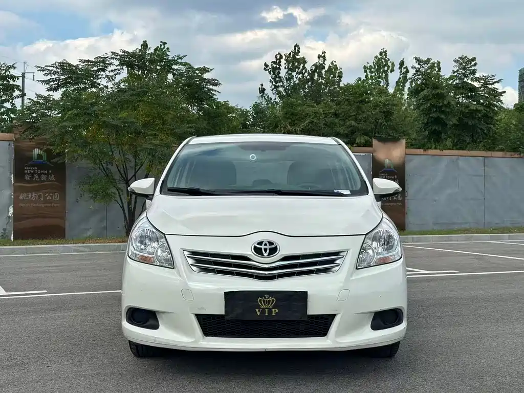 Toyota Verso — миниатюра 2