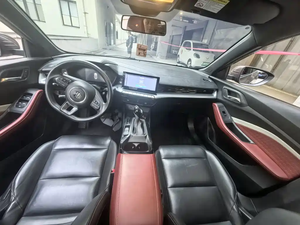MG MG5 — миниатюра 4