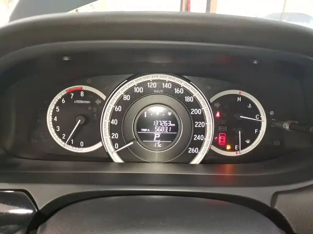 Honda Accord — миниатюра 12