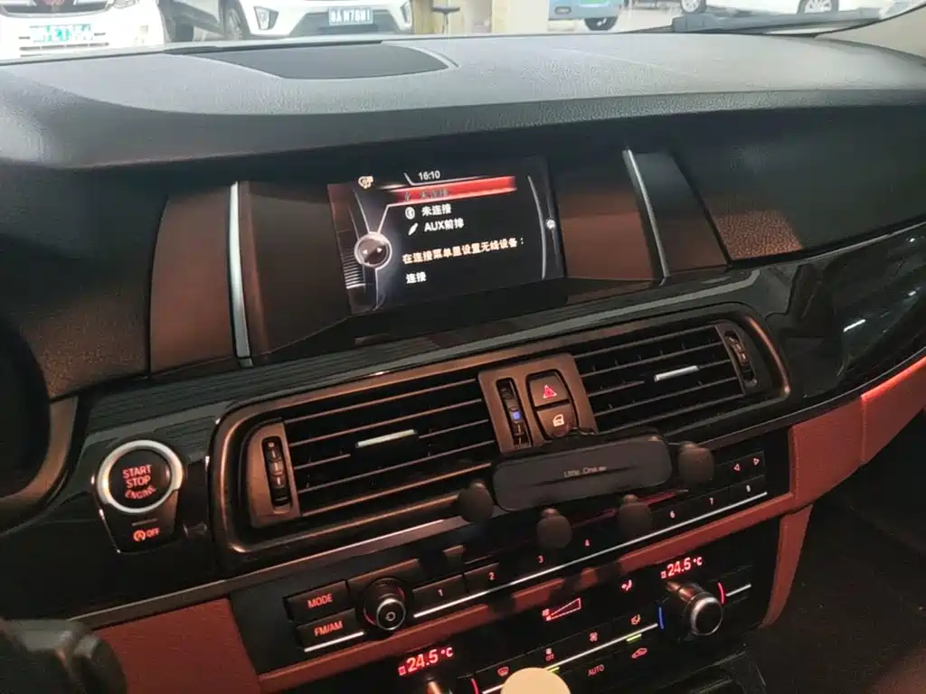 BMW 5 Series (Import) — миниатюра 13