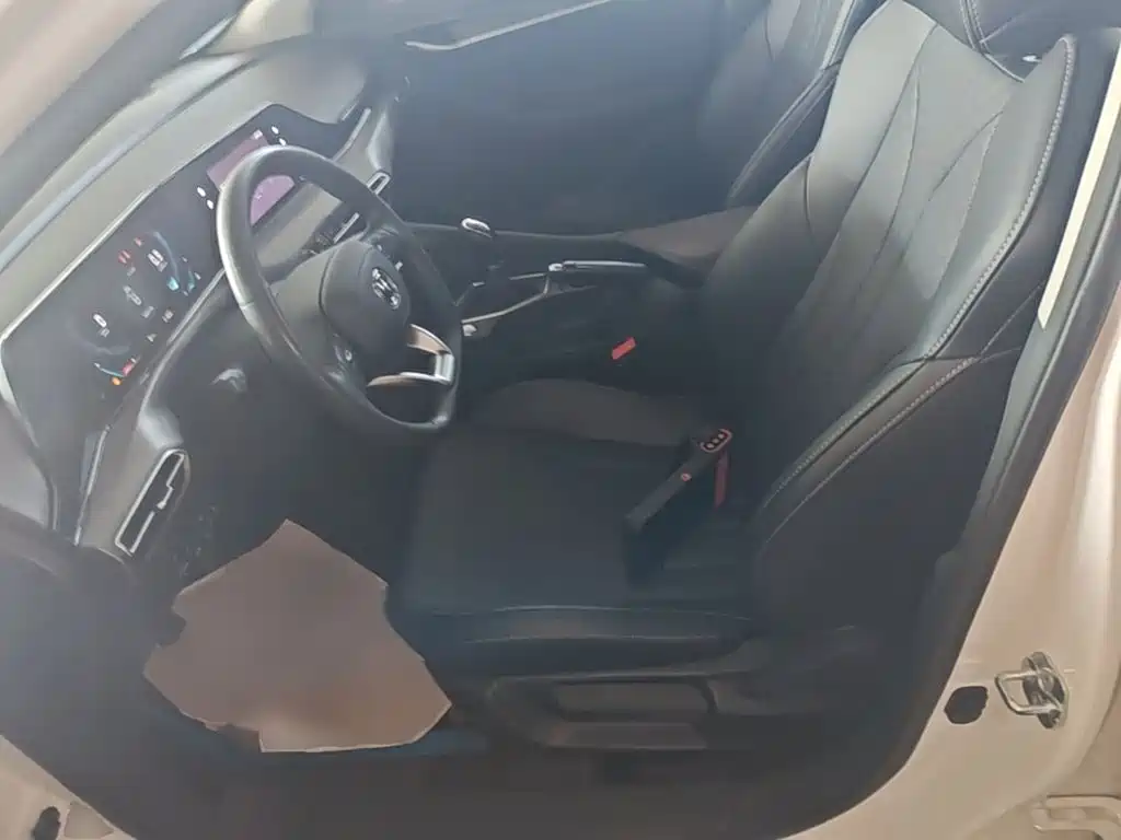 Changan Eado — миниатюра 15
