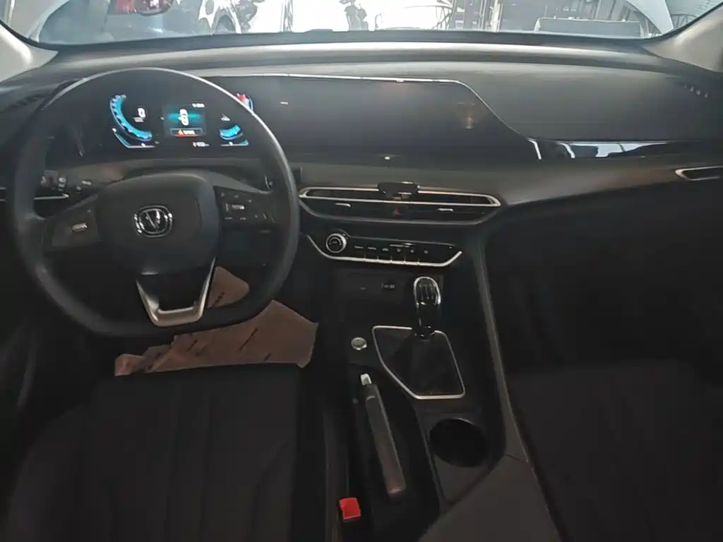 Changan Eado — миниатюра 10