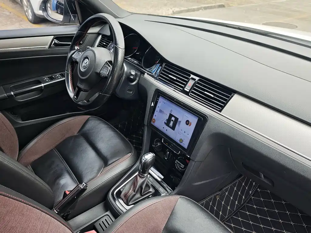 Volkswagen Bora — миниатюра 9