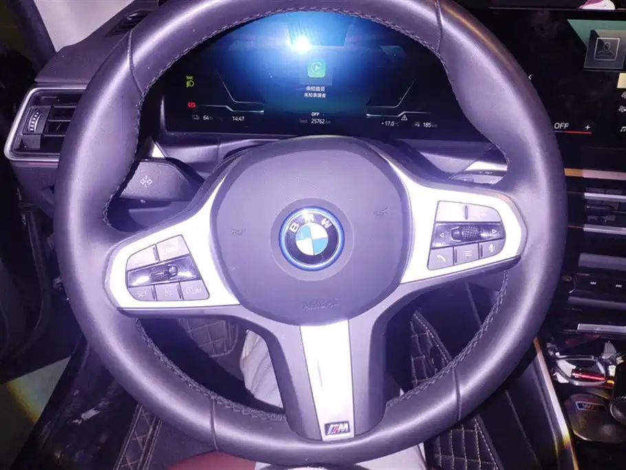 BMW I3