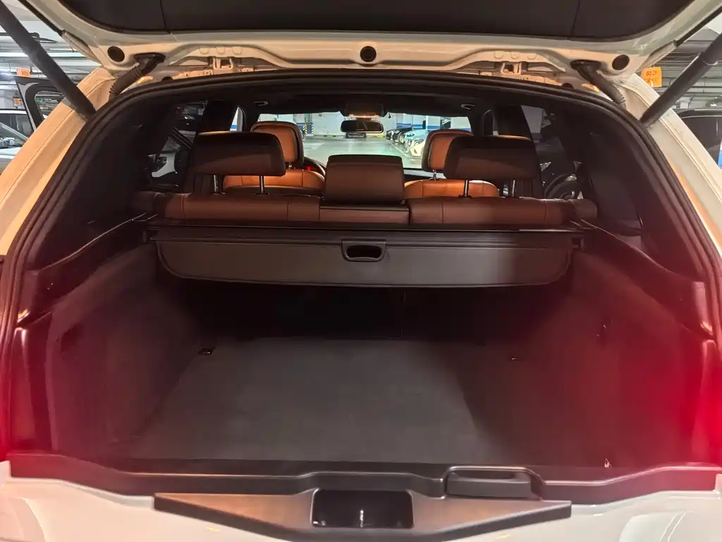 BMW X5 (Import) — миниатюра 6