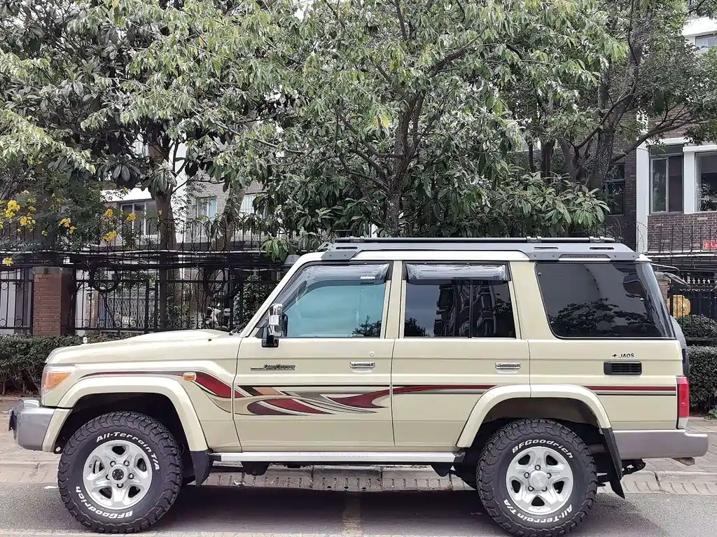 Toyota Land Cruiser — миниатюра 17