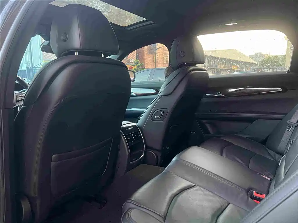 Cadillac CT6 — миниатюра 9