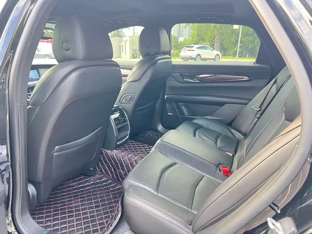 Cadillac CT6 — миниатюра 5
