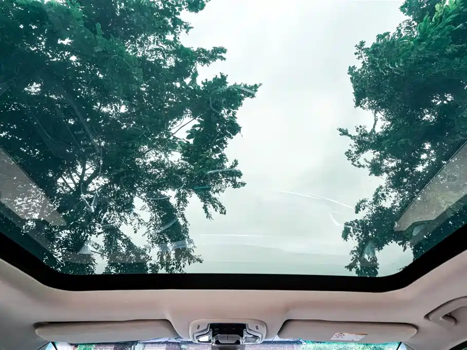 Geely Jia Ji New Energy — миниатюра 20