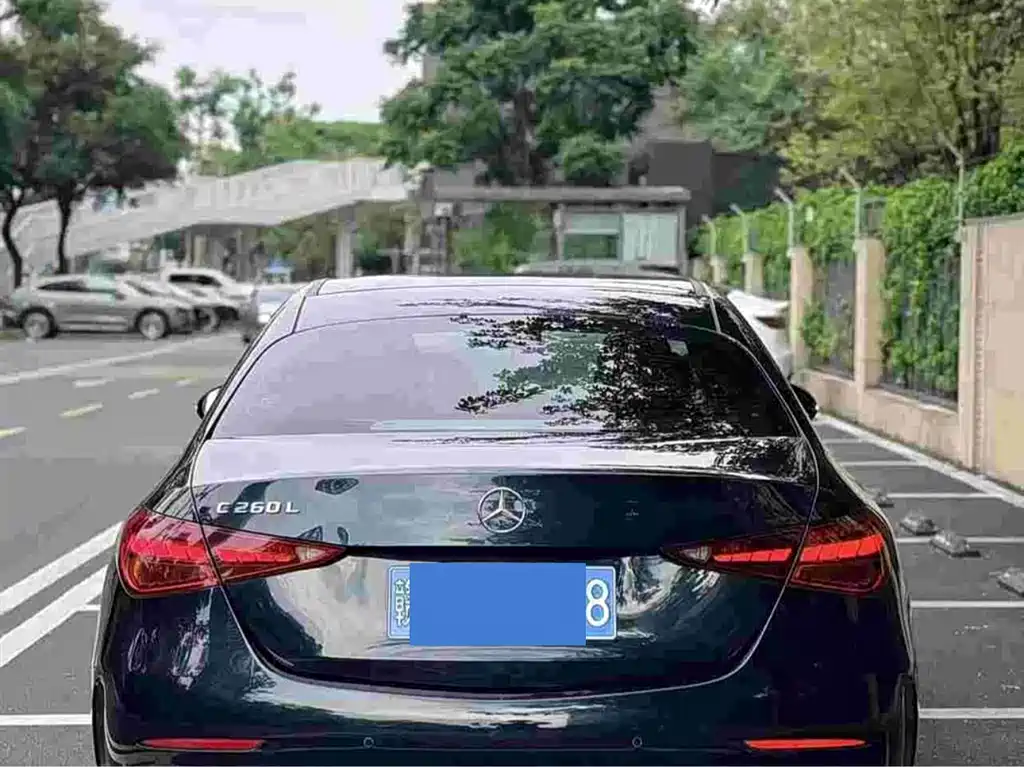 Mercedes-Benz C-Class — миниатюра 3