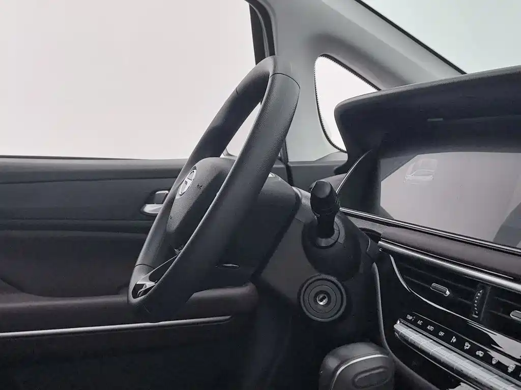 GAC Motor Trumpchi M6 — миниатюра 22