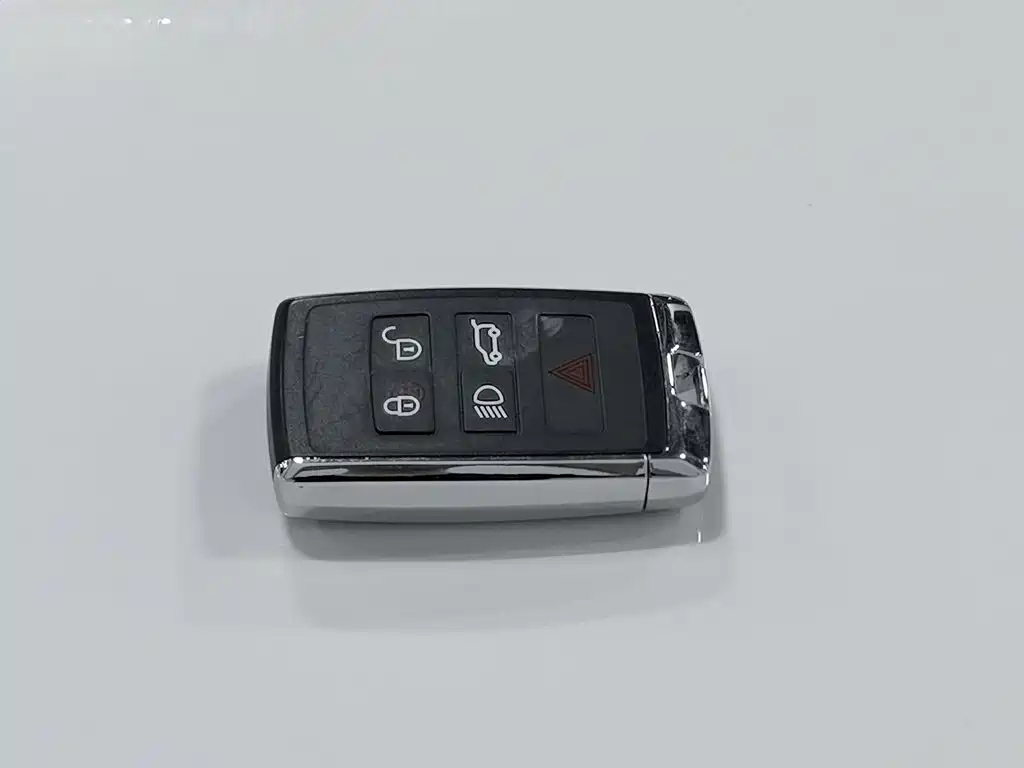 Land Rover Discovery Sport — миниатюра 19