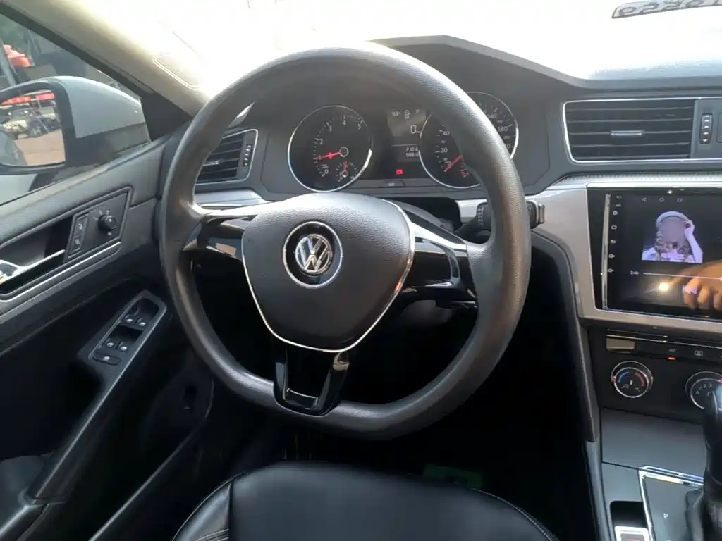 Volkswagen Lamando — миниатюра 11