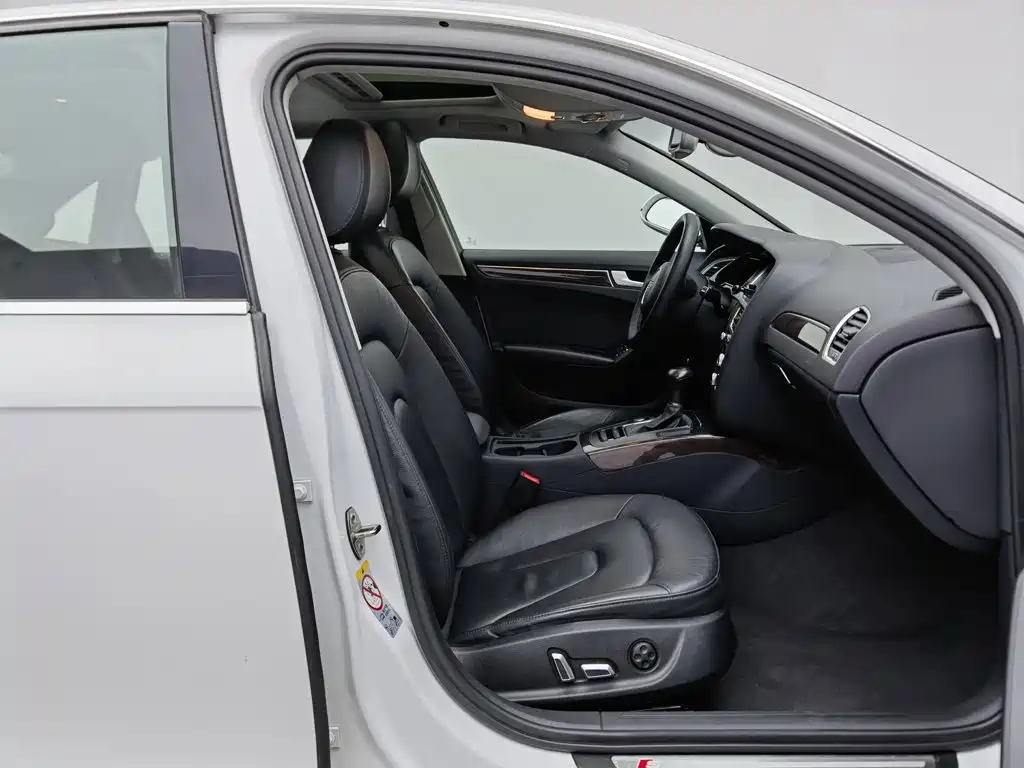 Audi A4L — миниатюра 23
