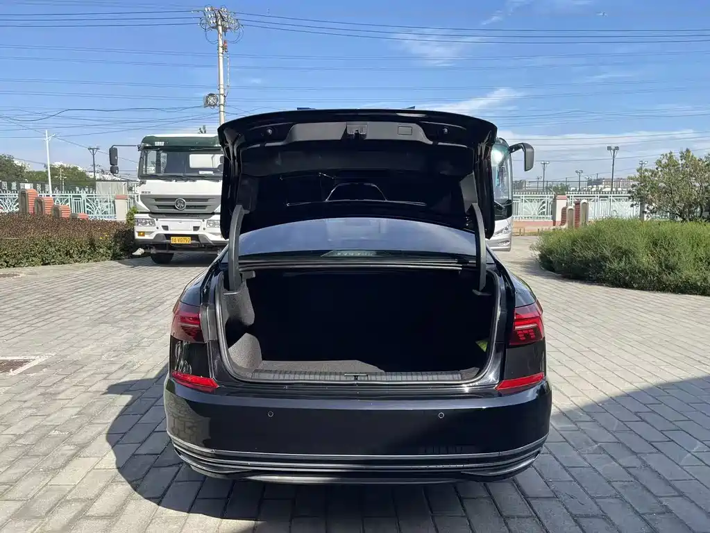 Volkswagen Passat — миниатюра 9