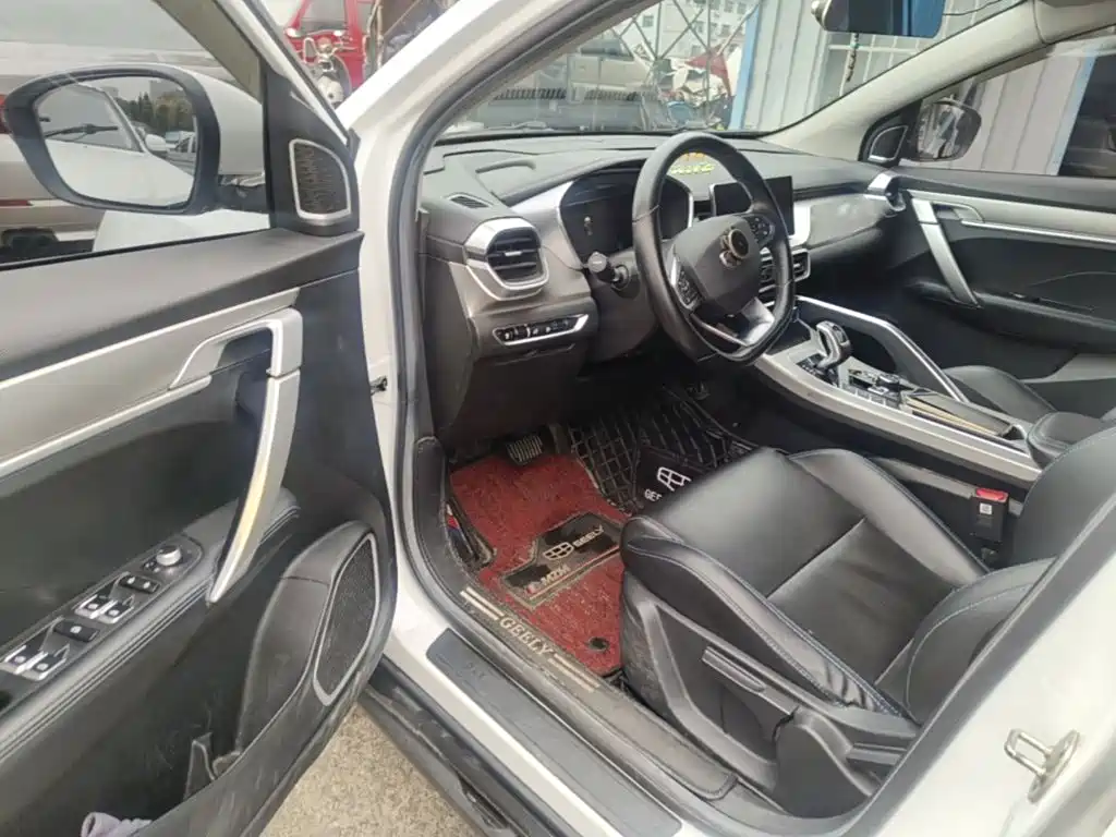 Geely Binyue NEV — миниатюра 16